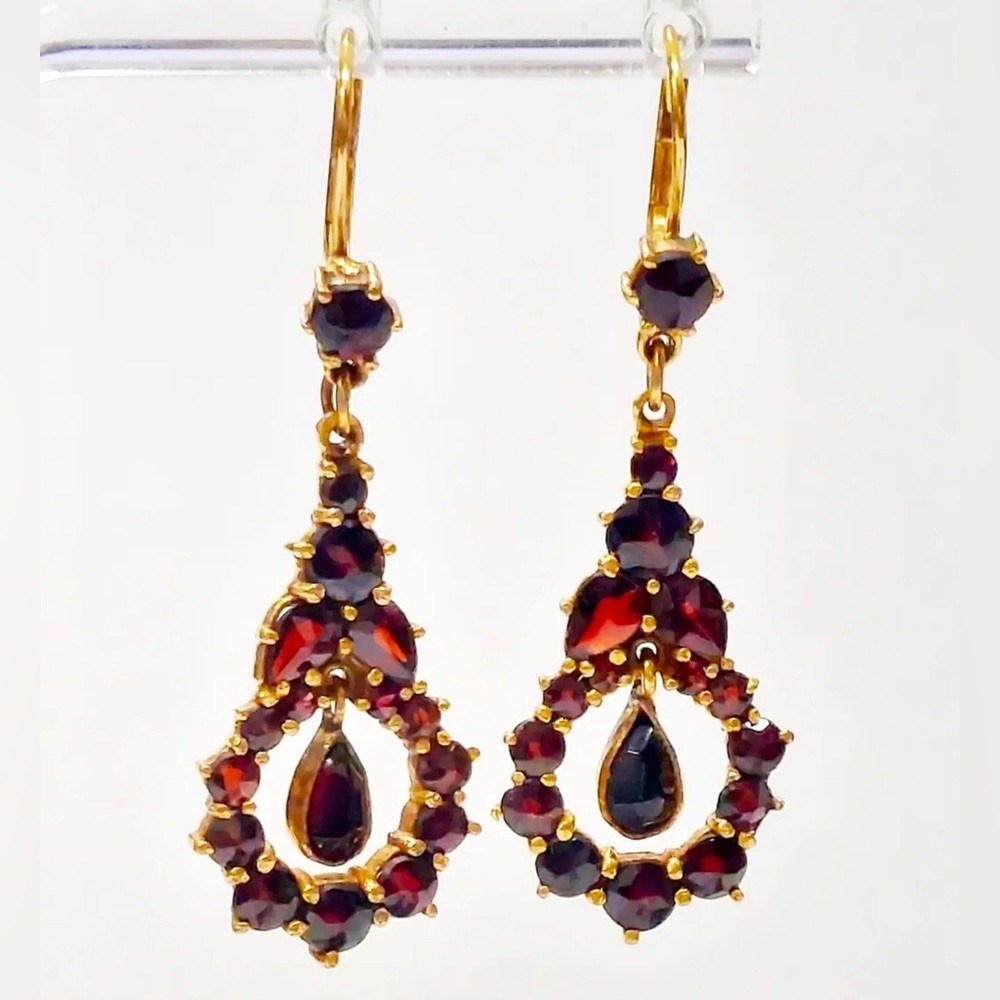 ❌SOLD❌ GORGEOUS Bohemian Garnet Teardrop Dangle Earrings Victorian, 14K Gold